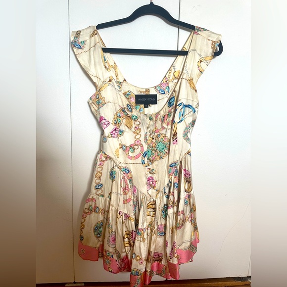 Vanessa Mooney Dresses & Skirts - Vanessa Mooney The Elisabeth Romper dress
